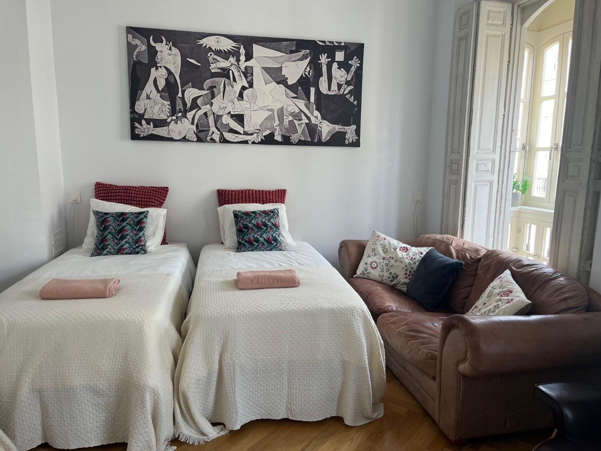 -malagasunapts- Luxury Historicalcentre Appartement *